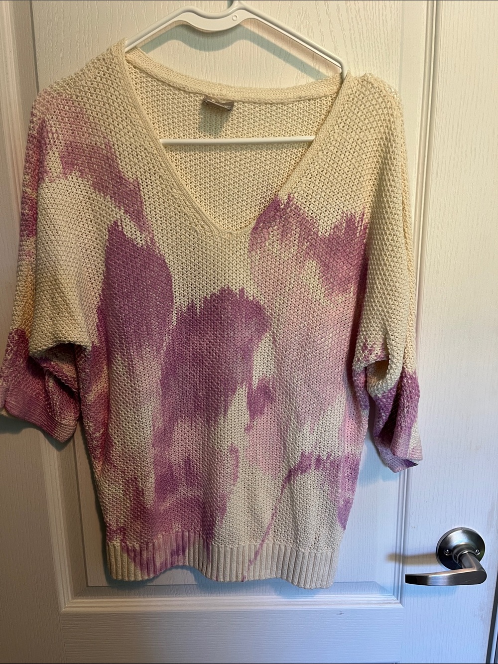 Chico's Cream V-Neck Sweater with Lavender Brush-Stroke